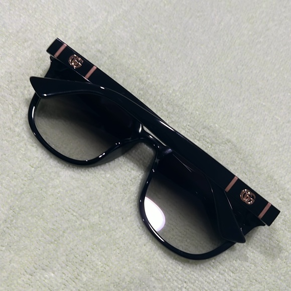 GUCCI GG1122SA SUNGLASSES ๐ - Picture 10 of 12